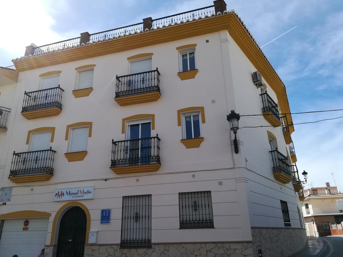 Apartamentos Manuel Martin ネルハ エクステリア 写真