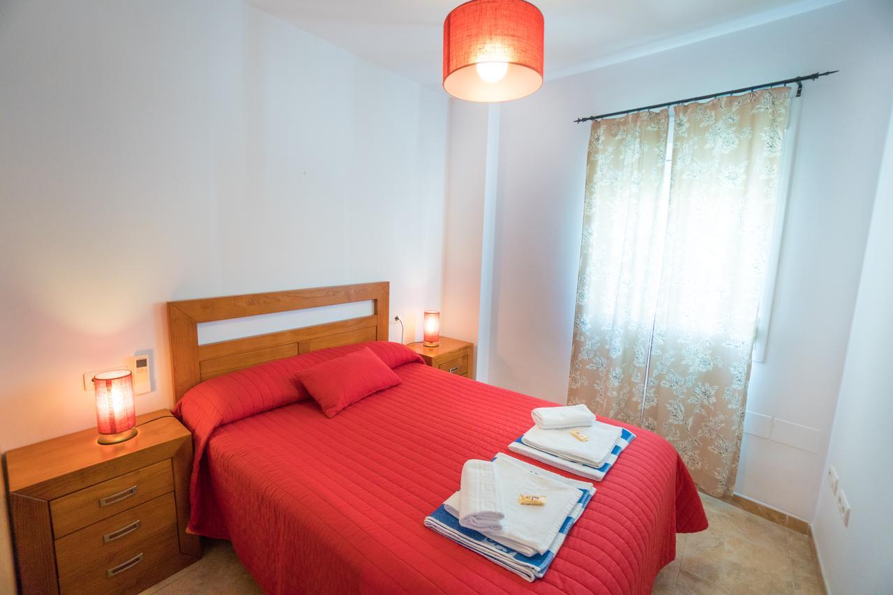 Apartamentos Manuel Martin ネルハ エクステリア 写真