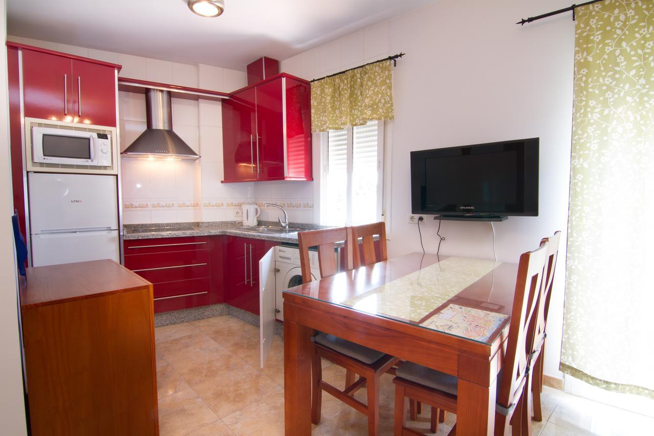 Apartamentos Manuel Martin ネルハ エクステリア 写真