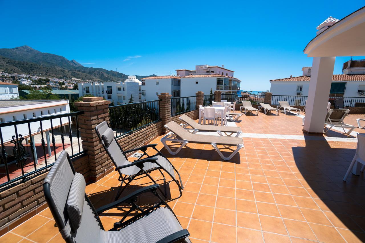 Apartamentos Manuel Martin ネルハ エクステリア 写真