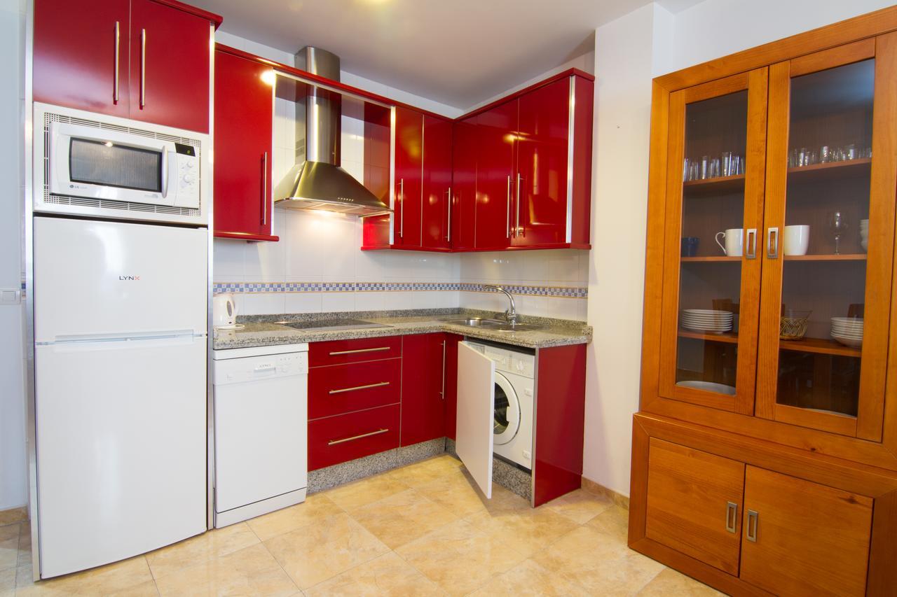 Apartamentos Manuel Martin ネルハ エクステリア 写真